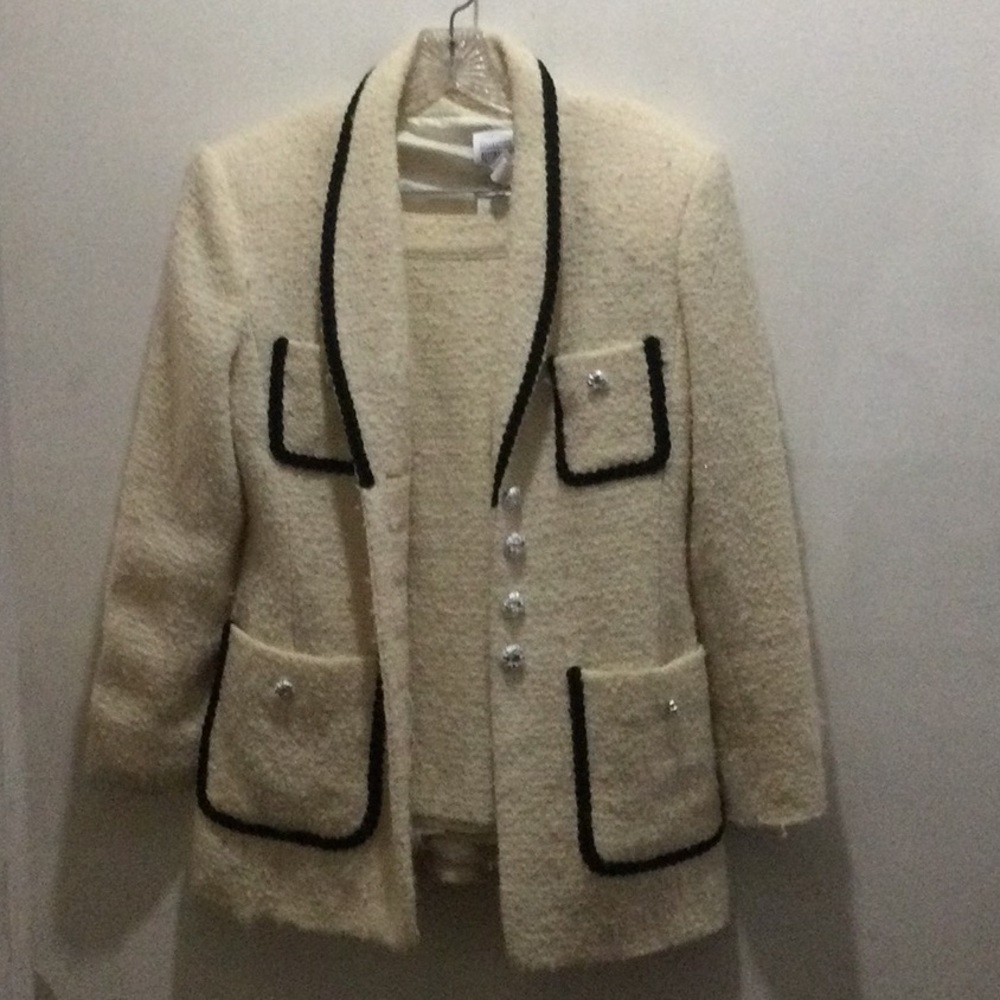 COLLECTION ALLUMETTE A.C.PARIS-VINTAGE MADE IN FRANCE(CHANEL LIKE SUIT)